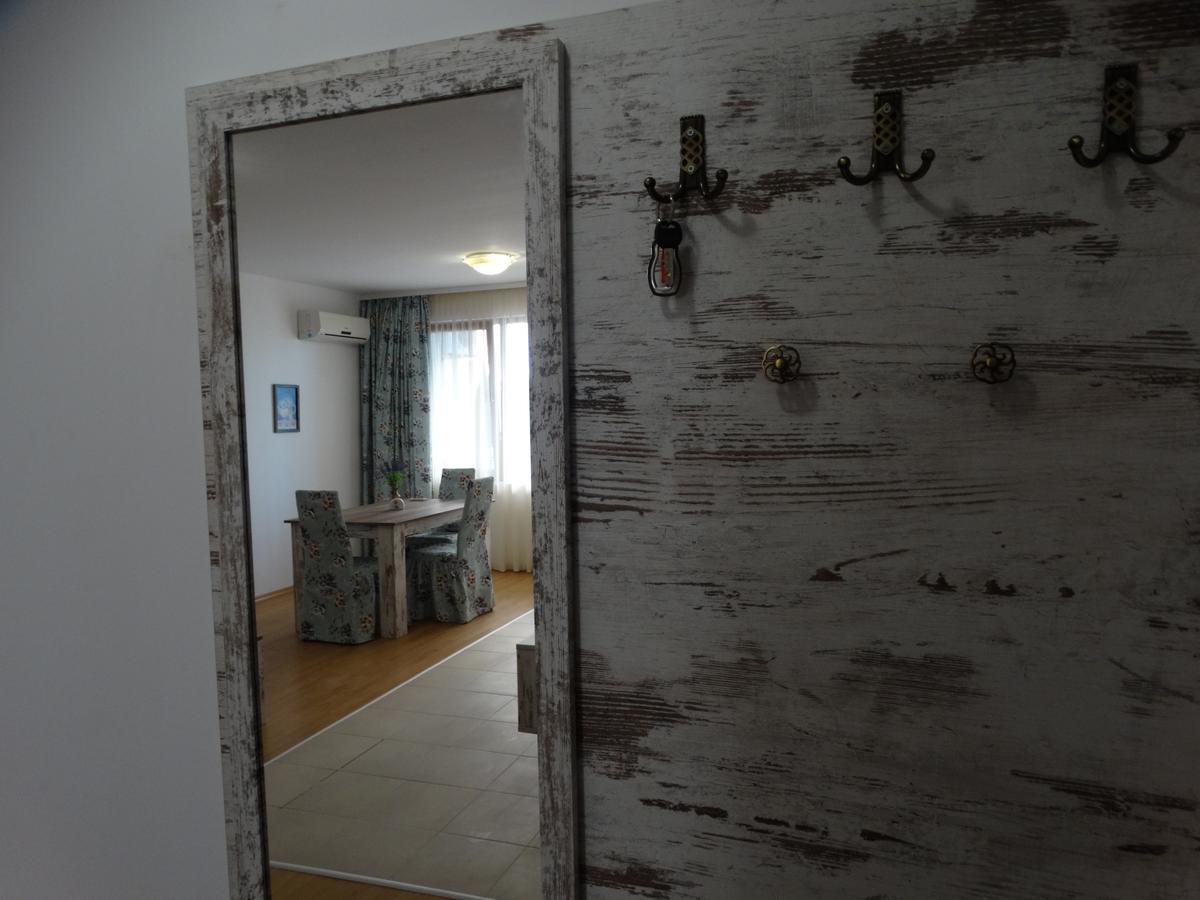 Ferienwohnung Lora Boutique Pomorie Exterior foto